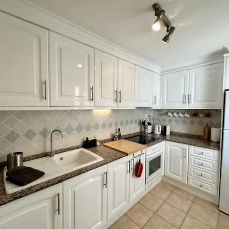 Tranquil Two Bedroom House In Beniarbeig