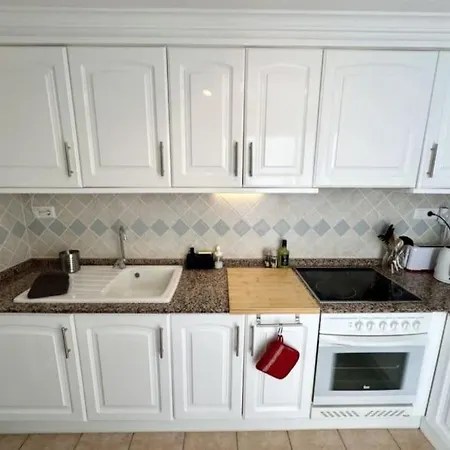 Villa Tranquil Two Bedroom House In