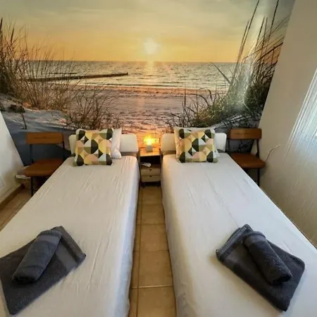 Villa Tranquil Two Bedroom House In